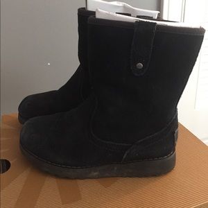 Girls Redwood Waterproof Uggs